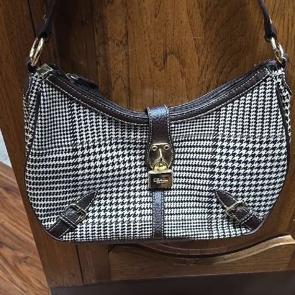 Chaps Handbags - Chaps Black and White Houndstooth Shoulder Bag